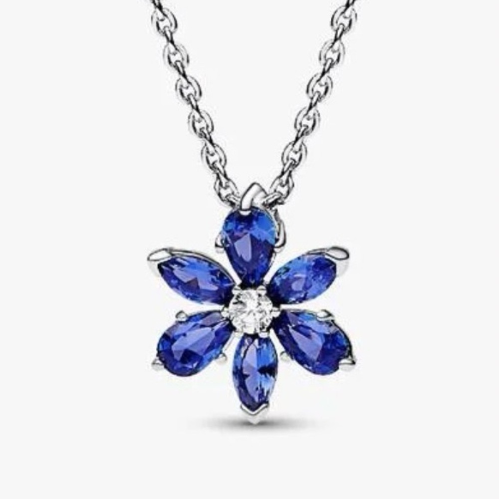 Pandora Sparkling Blue Herbarium Cluster Necklace
